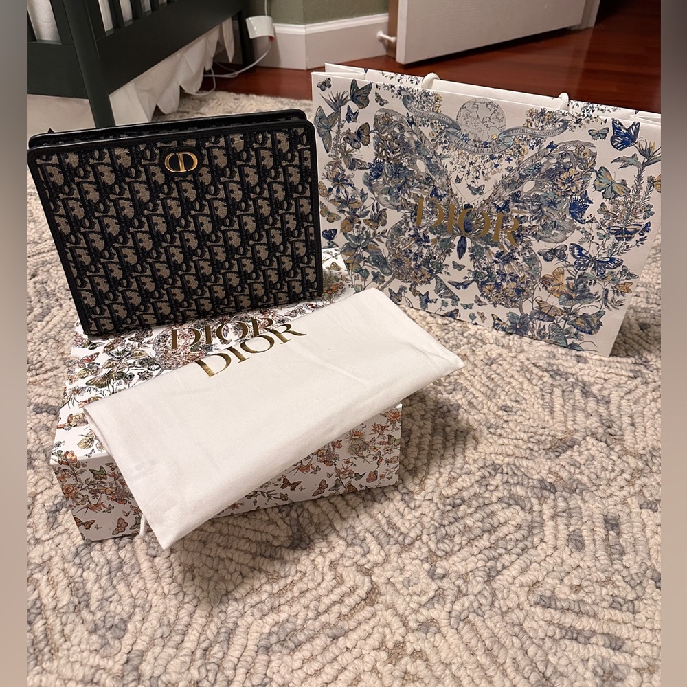 USED ONCE Dior Pouch / Clutch Bag - PERFECT CONDITION - Picture 2 of 16